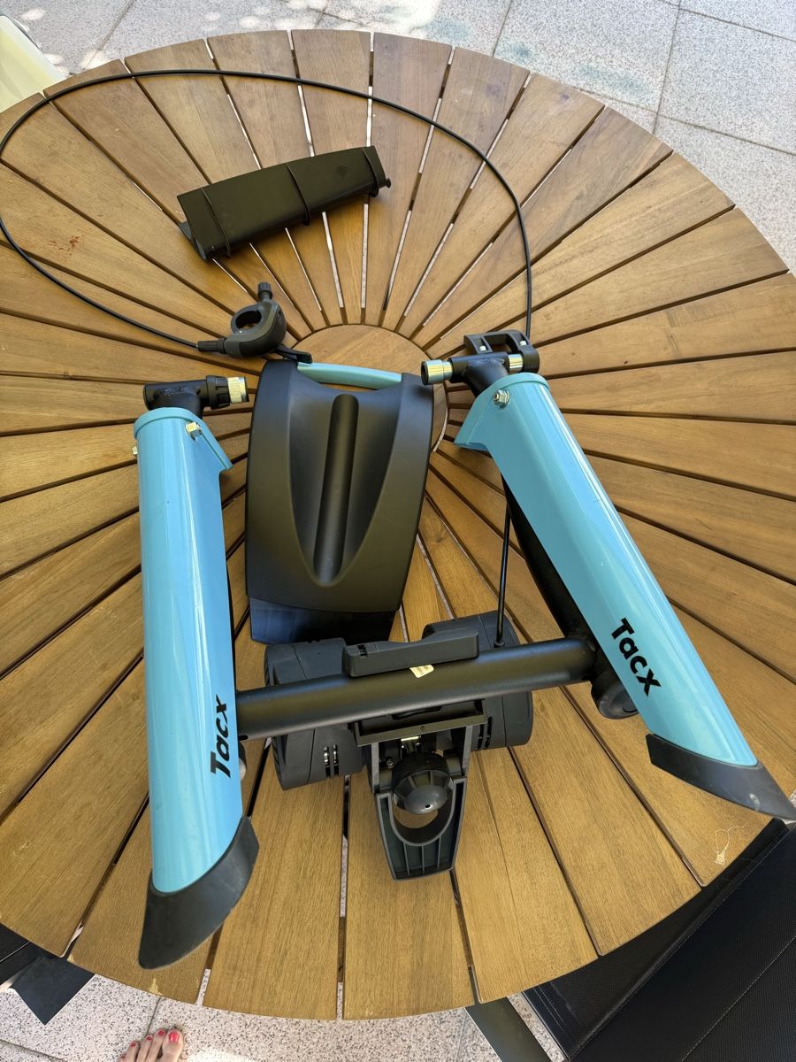 Pezzi di ricambio: Tacx Rollentrainer blau gebraucht mit Zubehör – Usato da Muri b. Bern venduto da Vuissens 1