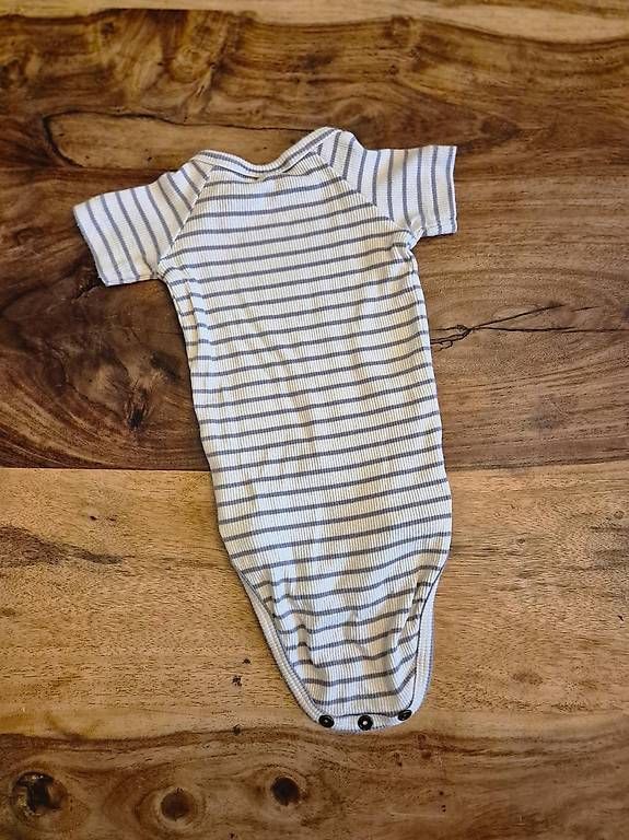 Unterwäsche: Lil`Atelier & Name it Bodys Grösse 56,62 – Gebraucht aus Bremgarten AG von Noii 1
