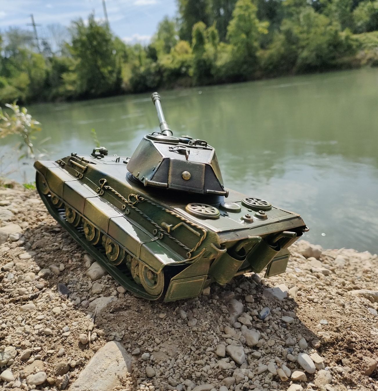 Kits de montage: Panzer Königstiger aus Blech handgefertigt – Neuf (Voir description) à Langendorf par Blechfahrzeuge 8