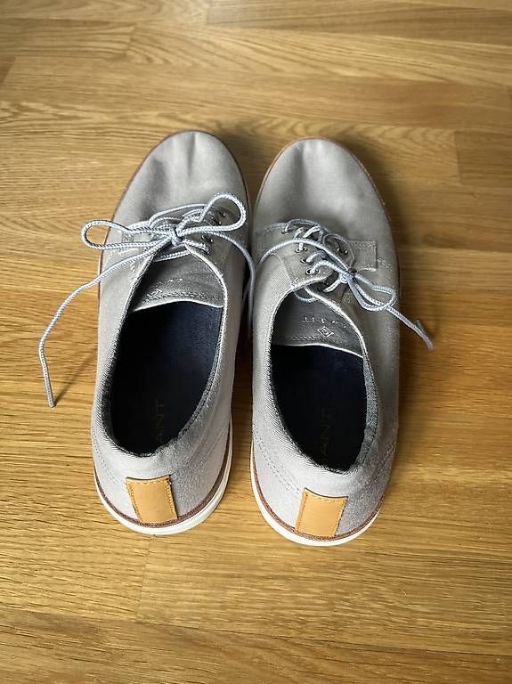 Scarpe da uomo: Herren-Schuhe grau Grösse 45 – Usato da Zürich venduto da sus_n9fj 1
