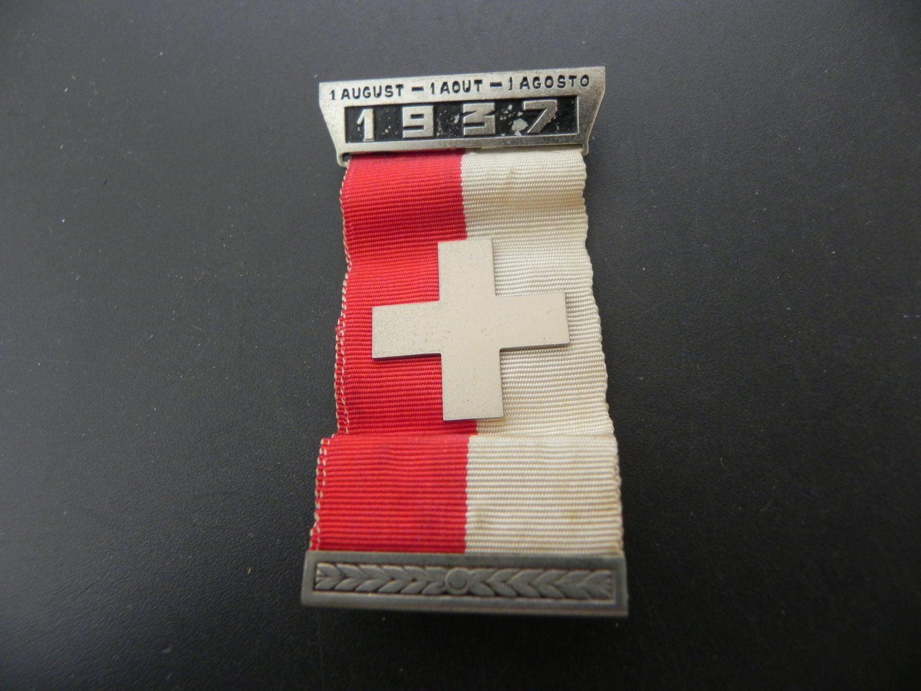 Broches & Aiguilles: Abzeichen 1. August 1937 – D'occasion à Biel/Bienne par Gogolozi