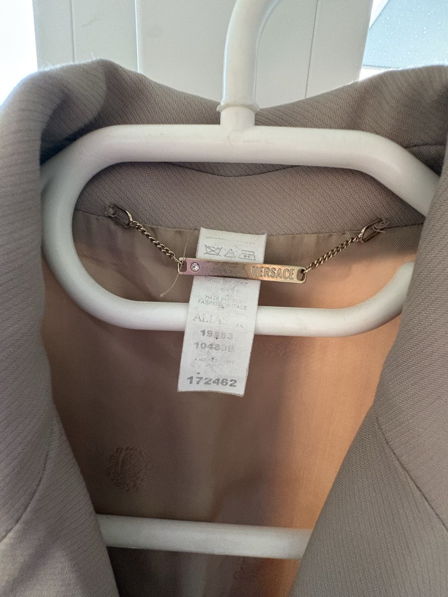 Versace Jacken: Blazer sartoriale Gianni Versace – Gebraucht aus Giubiasco von mol_f9mf 2