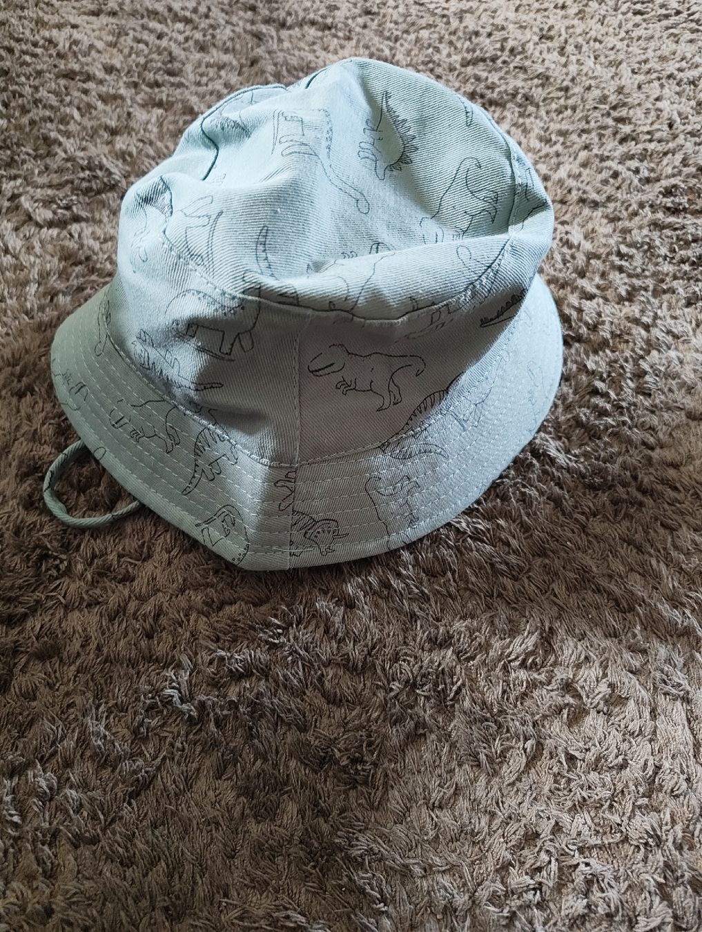 Altro abbigliamento per bambino: Sommerhut mit Dino-Print, Gr. 52 – Nuovo (secondo la descrizione) da Thierachern venduto da _Sunshine_._ 2