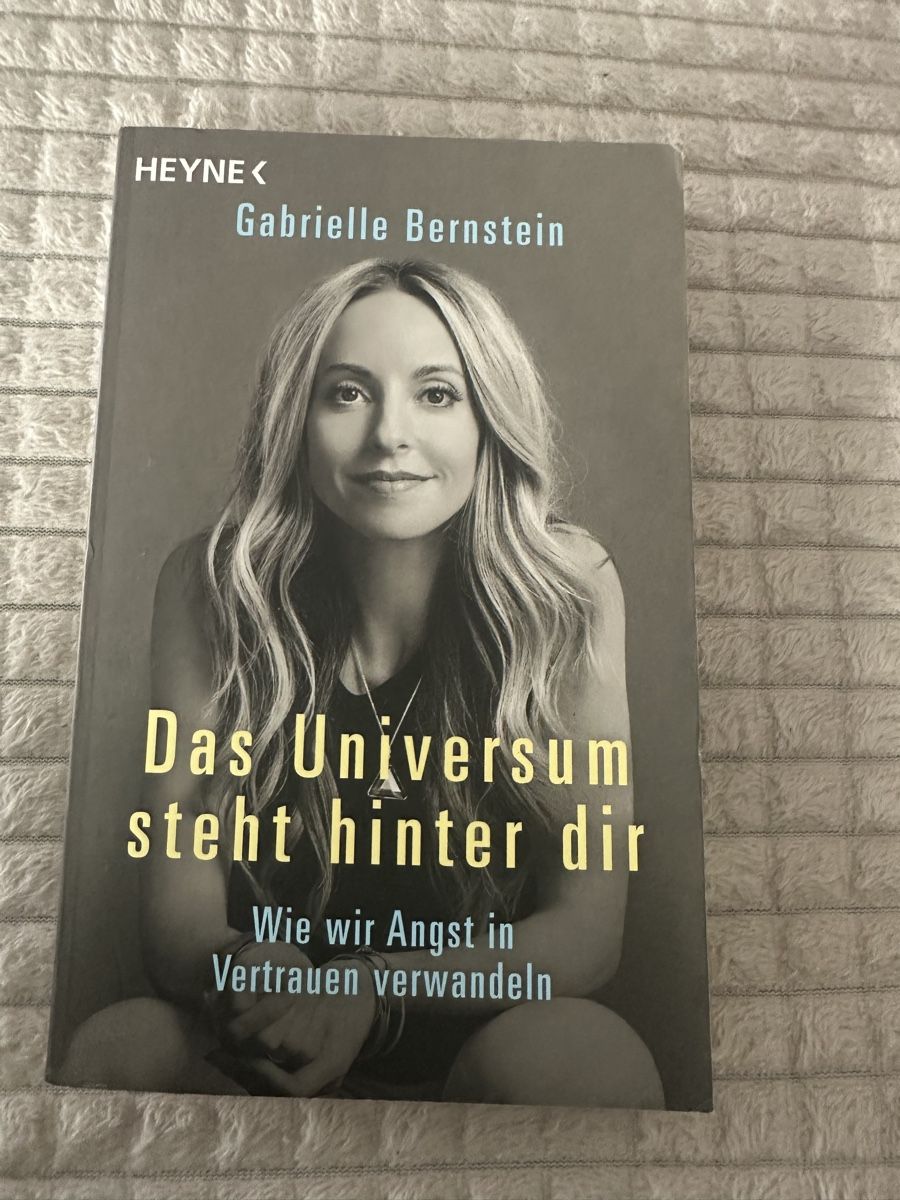 Livres: Buch Das Universum steht hinter dir Gabrielle Bernstein – D'occasion à Thalheim an der Thur par Pfeiffer01