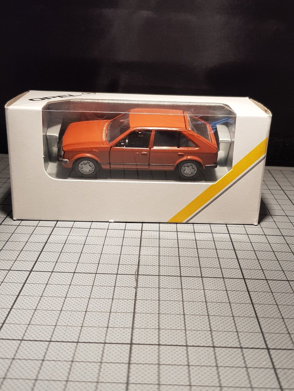 Opel Modellini d'auto: Opel Kadett-D – Nuovo e nell'imballaggio originale da Chézard-St-Martin venduto da AlPat-Collections 5