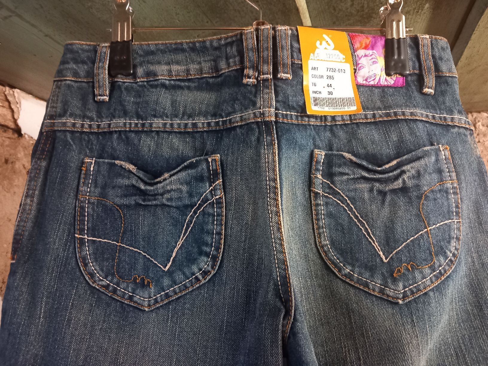 Jeans: Damenjeans von Wild Gr.30/30 – Nuovo e nell'imballaggio originale da Hochwald venduto da motowear-secondhand 4