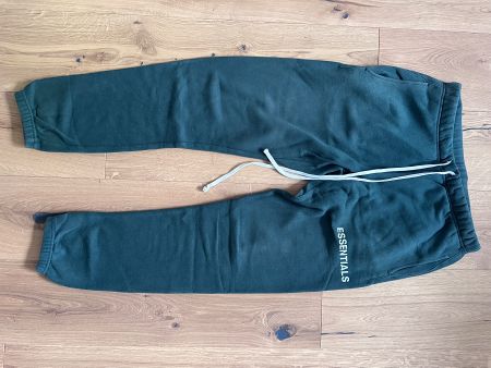 essentials fear of god sweatpants