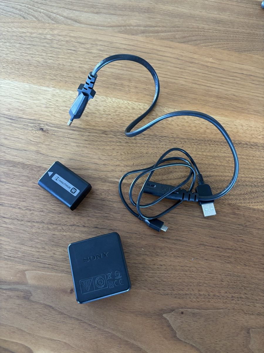 Sony Kamera: Funktionstüchtige Sony Kamera - Alpha 7 – Gebraucht aus Wetzikon ZH von ger_yvd6 3