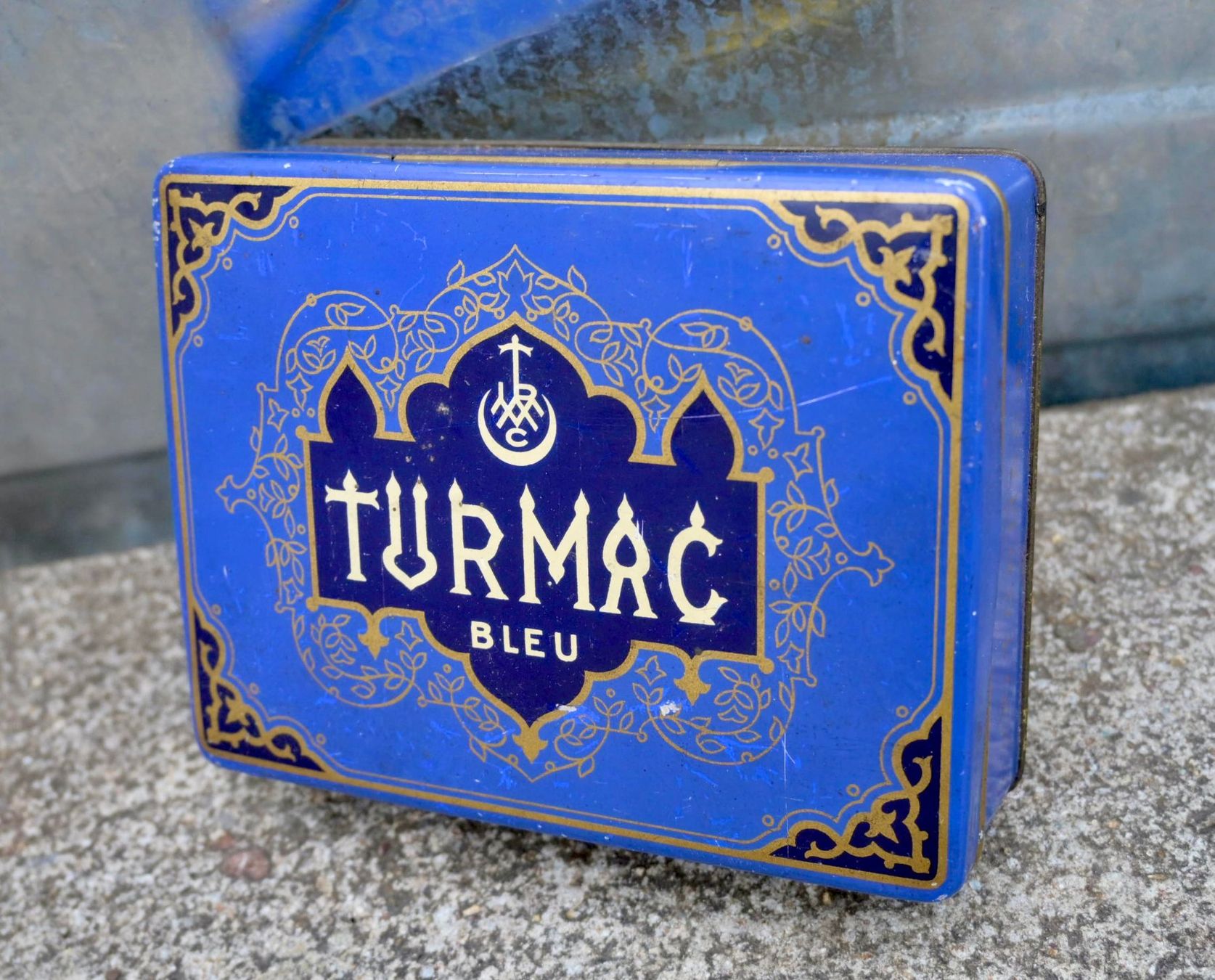 Dosen: Vintage BLECHDOSE Turmac BLEU blau – Gebraucht aus Pfaffhausen von mono_rec