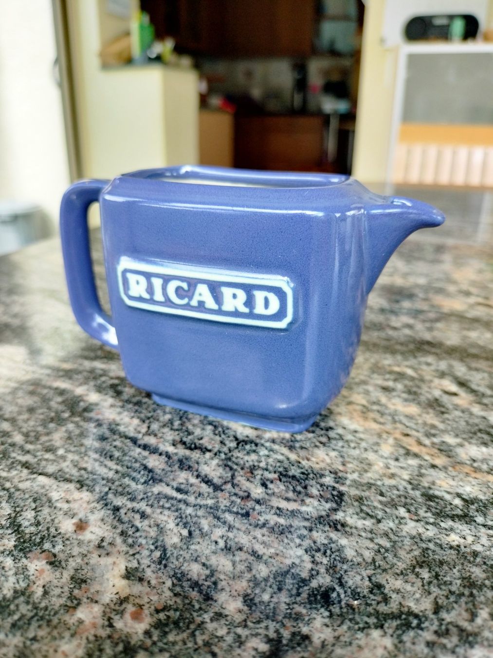 Ricard Caraffe: Petit Pichet Ricard bleu – Usato da Cortaillod venduto da rozinna