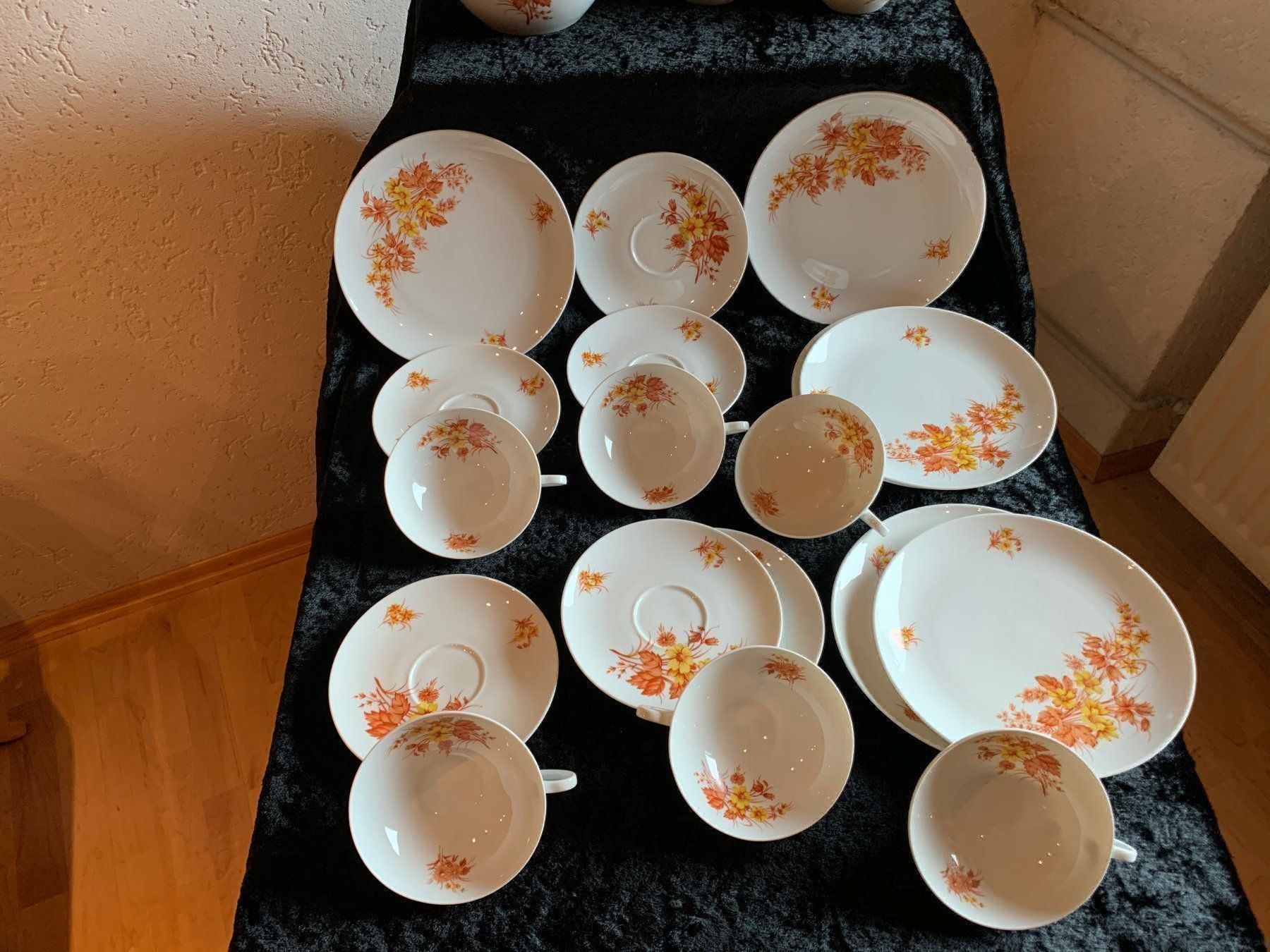 Set di piatti: Teeservice Marke Krautheim Selb Bavaria – Usato da St. Gallen venduto da Adwen 3