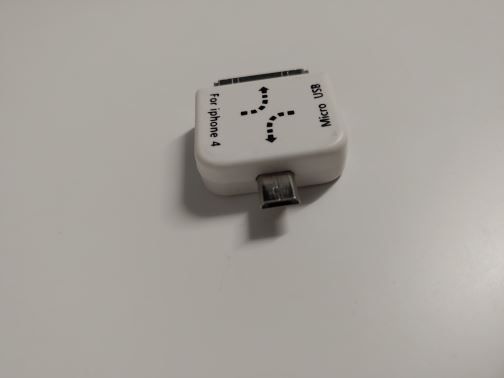 Unità & Adattatore: MicroUSB/MiniUSB iPhone 4 Adapter – Nuovo e nell'imballaggio originale da Aesch BL venduto da Elektronik_Laden 2