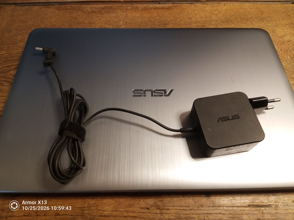 Ordinateur portable ASUS Intel Core i5 8 Go RAM Windows 11 (Gebraucht ...