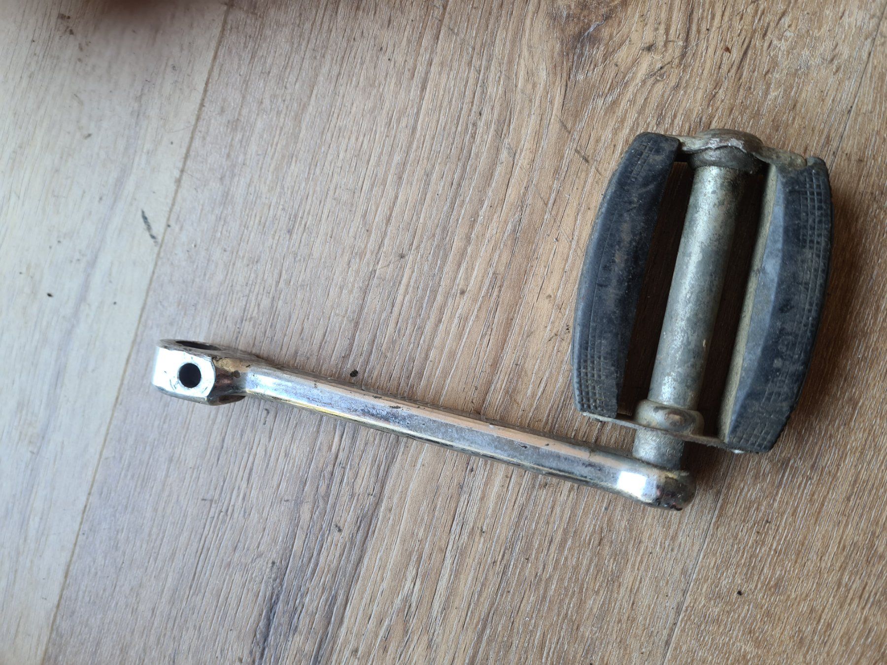 Ciclomotori: Tretkurbel Original mit Pedale "Solida" – Usato da frümsen venduto da Sailem 4
