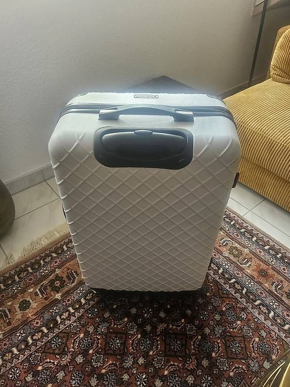 Valigie: Hartschalenkoffer Platinum Weiss  – Usato da Lostorf venduto da Harrybonen 1