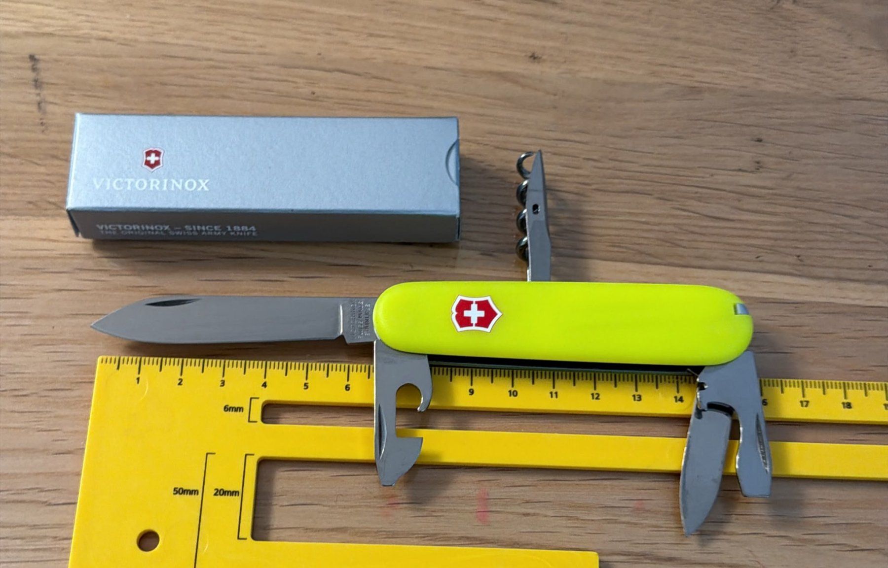 Victorinox Taschenmesser: VICTORINOX SACKMESSER – Neu und originalverpackt aus Zürich von Frei-Occasionen 4