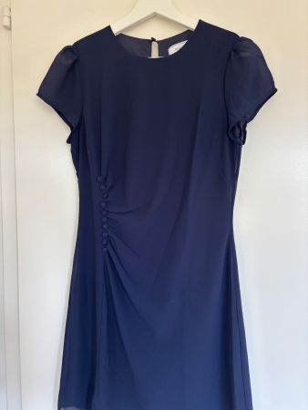 Kleid Rihoas dunkelblau kurz mit Zierknöpfen Grösse S