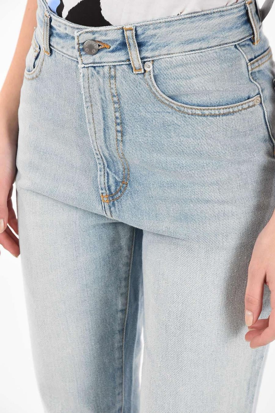 Fiorucci Jeans: FIORUCCI 80's Jeans US 28 / EU 38 – D'occasion à Claro par sof_pkm8 2