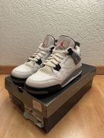 Damen Sneaker - NIKE Air Jordan 4 Retro (GS) - Gr. 38.5