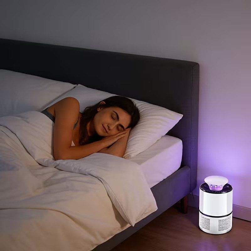 Altro per la casa: NUOVA Lampada antizanzare USB - Nera – Nuovo e nell'imballaggio originale da Riva San Vitale venduto da gva_pls6 2