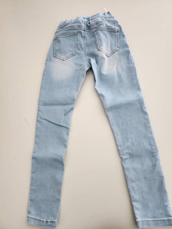 Pantaloni: Hosen Mädchen neuwertig , C&A Gr. 134 – Usato da Zürich venduto da Rose_Marie 2