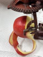 Apfelschälmaschine, antik, Herbstzeit ist Apfelzeit!