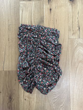 Zara Rock geblümt gerafft Grösse S guter Zustand