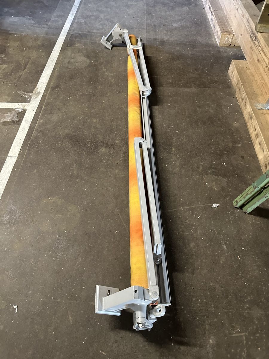 Stobag Tende da sole: Stobag Sonnenstore, Orange Gelb, Top Zustand 215cm – Usato da Hunzenschwil venduto da Rikson