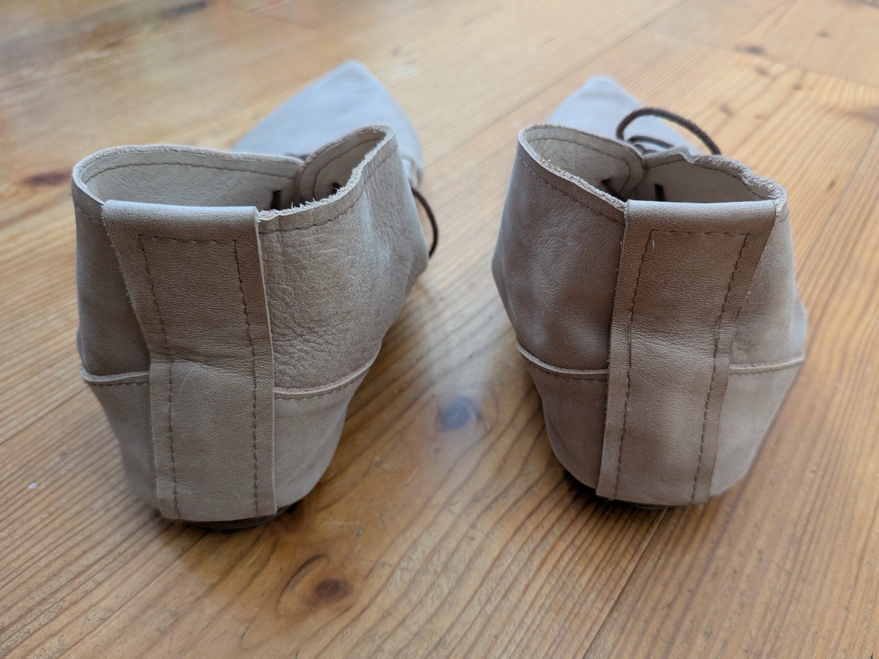 Scarpe da uomo: Weiche Lederschuhe, handgenäht nach historischem Vorbild – Usato da Gempen venduto da DennisKl 4