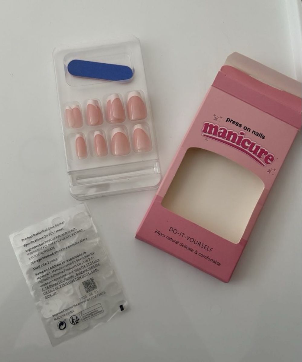 Make-up: Diverse Beauty Artikel – Usato da Münchenstein venduto da cyoni 4