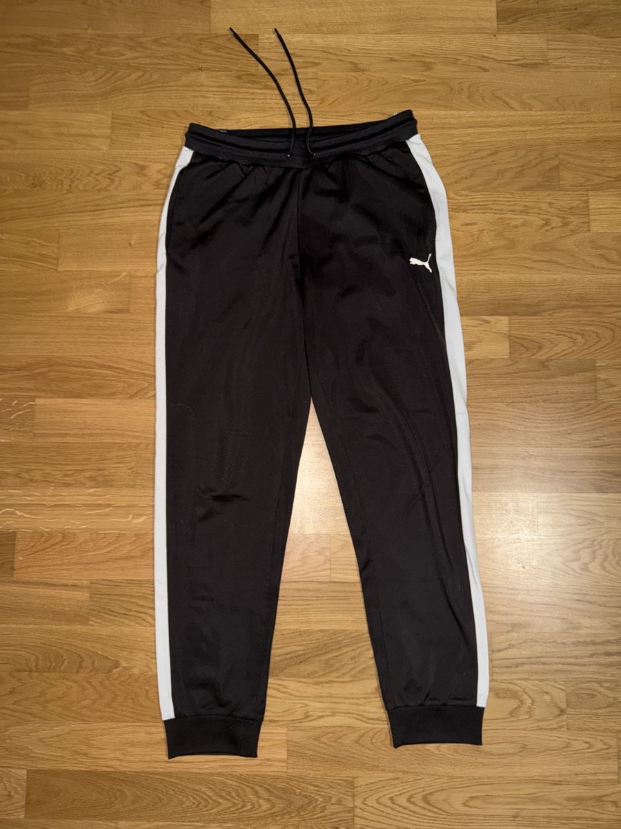 Puma Pantalons: Puma Trainerhose – D'occasion à Dübendorf par SpyridoulaT