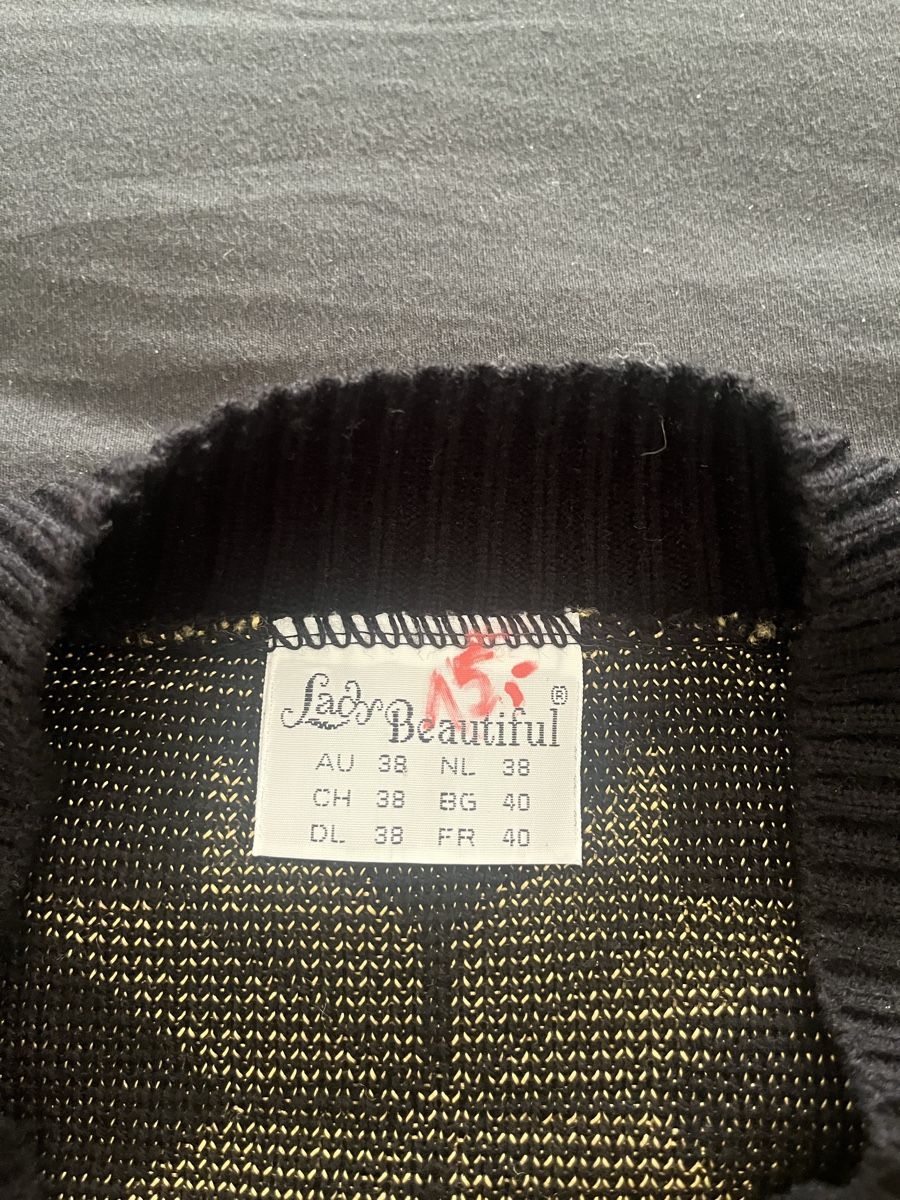 Maglioni & Felpe: Pullover schwarz gold gemustert V-Ausschnitt – Nuovo (secondo la descrizione) da Olten venduto da sae_82z2 4