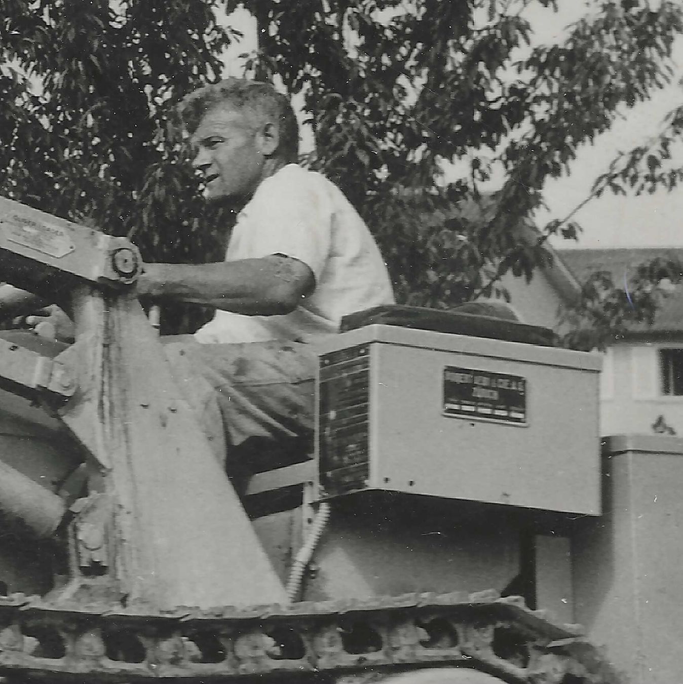 Cartoline postali: 29.5.57 Robert Aebi & Cie AG/Ladeschaufelbagger mit Arbeiter – Usato da Zürich venduto da Hagliweg 1