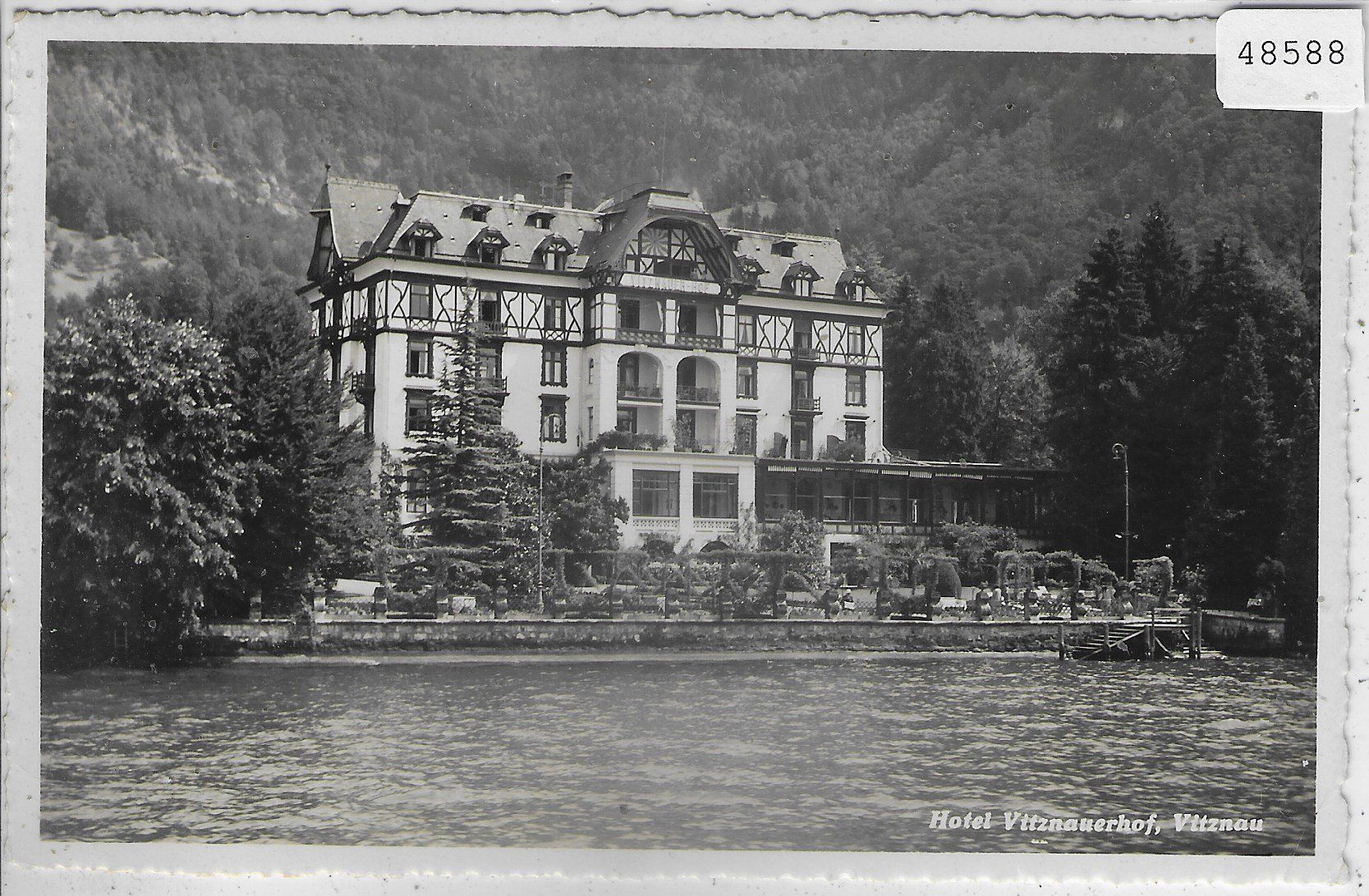 Cartoline postali: Hotel Vitznauerhof - Vitznau – Usato da Ettingen venduto da Kartenplanet