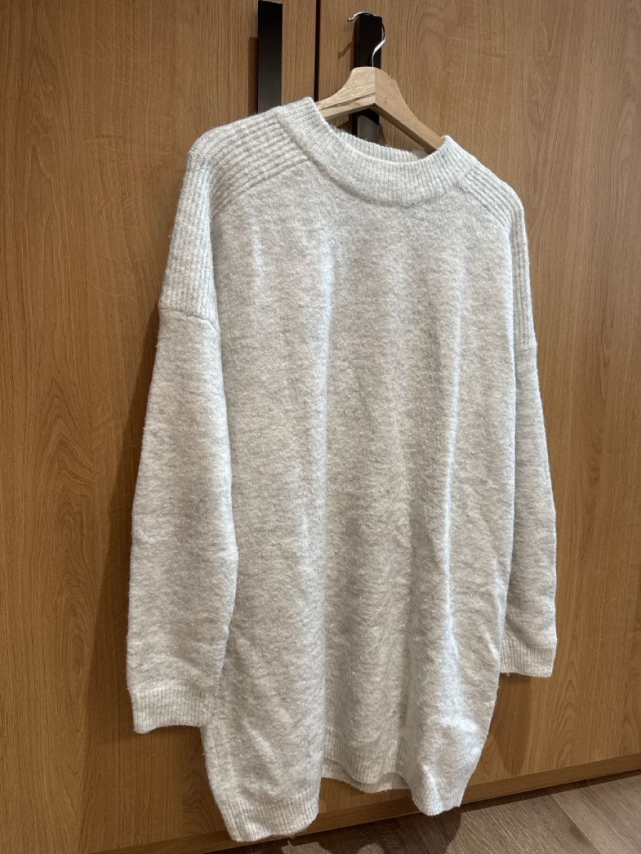 Pimkie Kleider: robe pull grise  – Gebraucht aus Châtelaine von ano_89gy