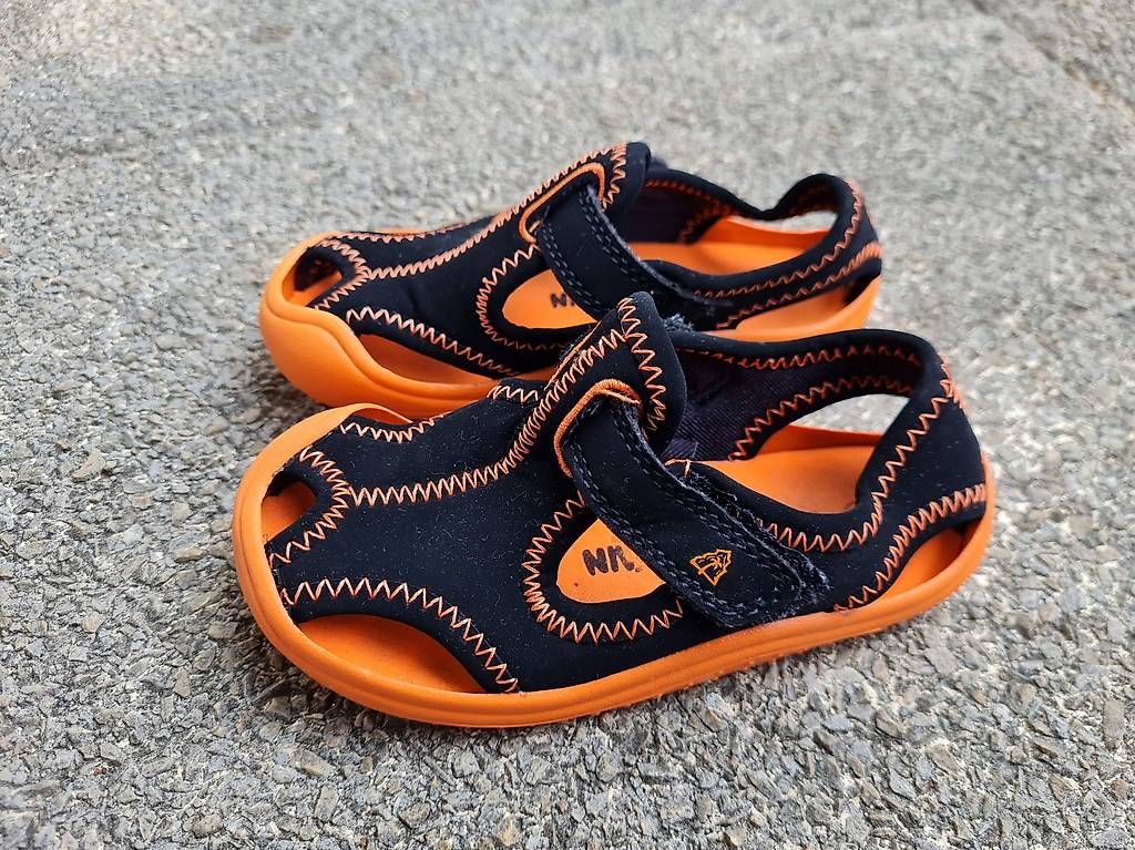 Chaussures garçon: Wassersandalen Gr. 24 – D'occasion à La Heutte par tau_5vvl 2