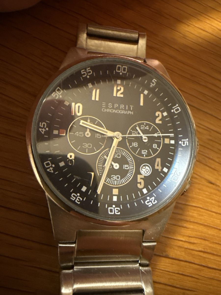 Esprit Uhren: Esprit Chronograph Herren Uhr gebraucht silberfarben – Gebraucht aus Grub SG von Crispin1990