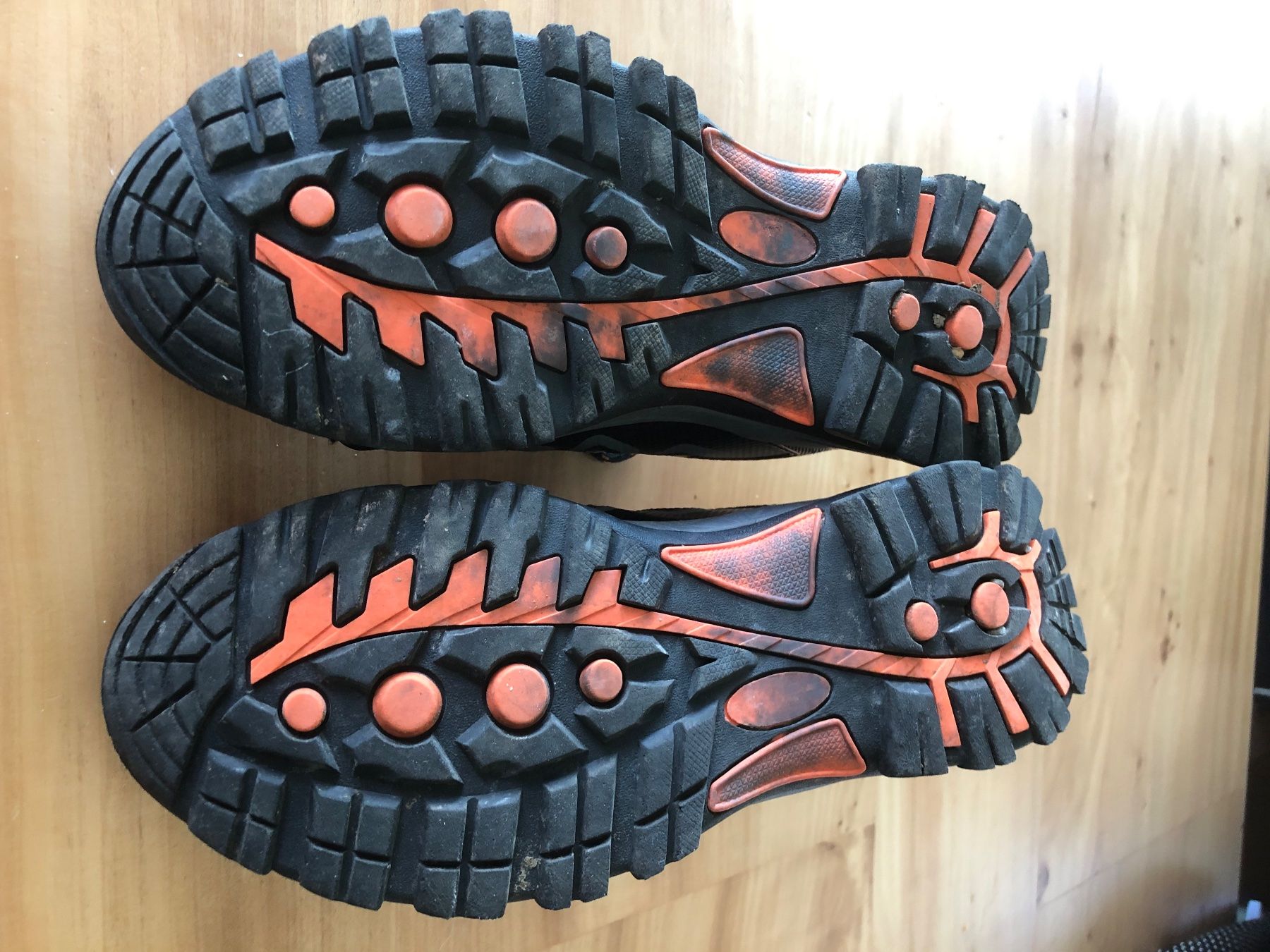 Scarpe da uomo: Weissenstein Wanderschuhe, Grösse 37 – Usato da Kaltbrunn venduto da lagone1 4
