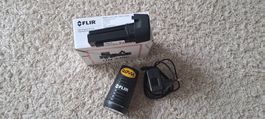 FLIR K2 Wärmbildkamera WBK Ersatzakku mit Ladegerät