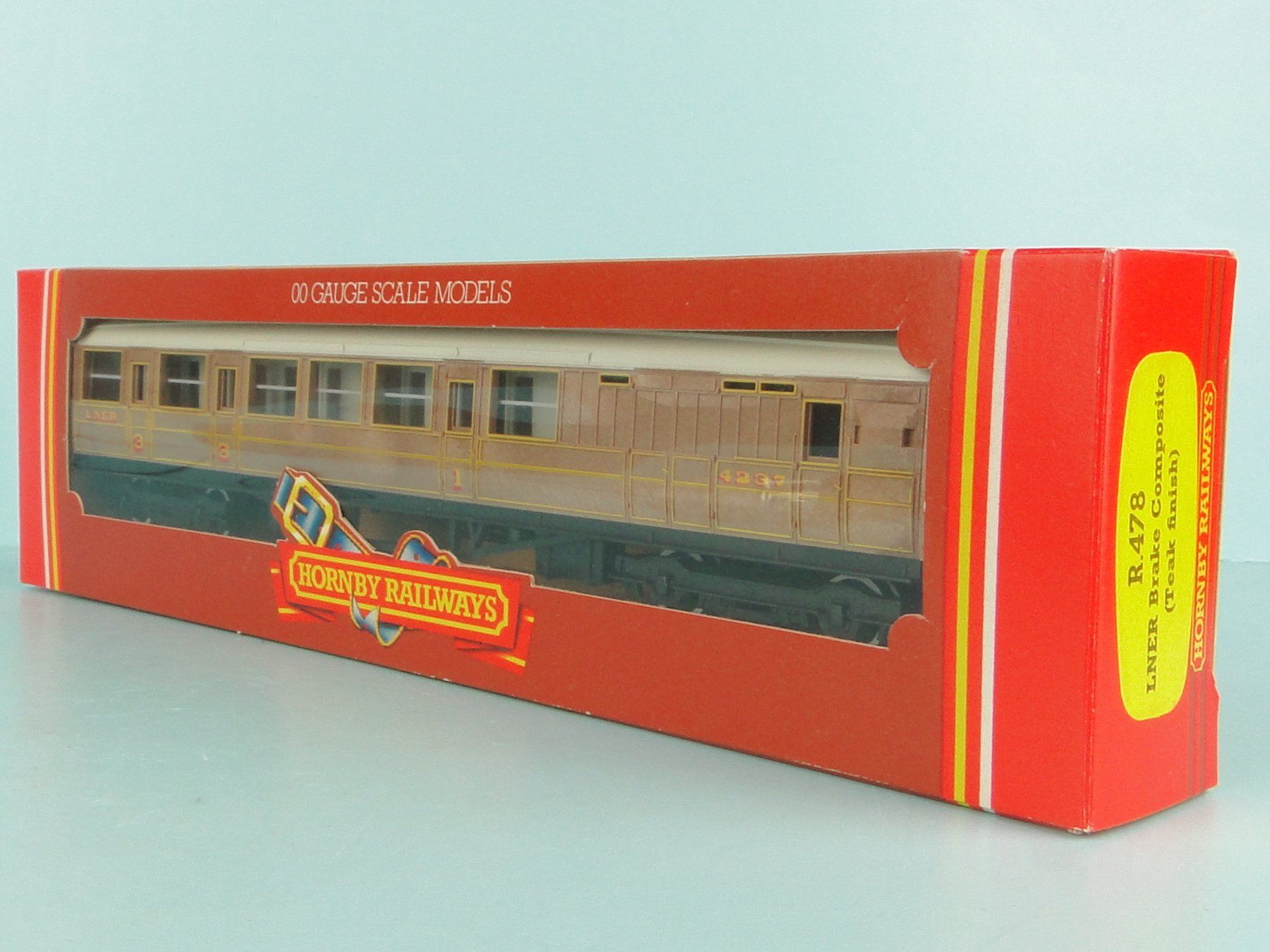 Hornby Modellini di ferrovie: Hornby R 478 LNER Brake Composite – Usato da Bülach venduto da cann11 7