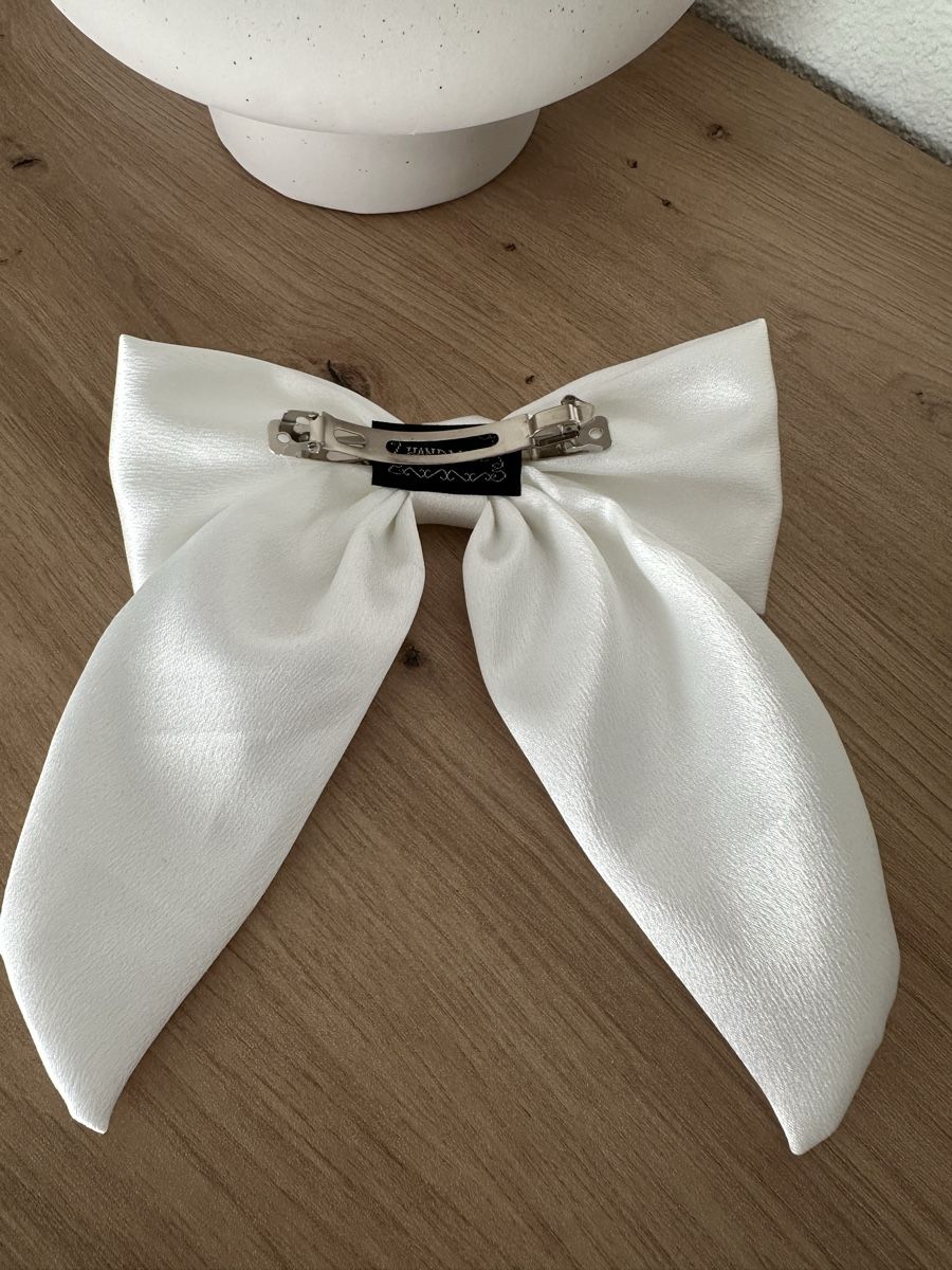 Accessori per capelli: Haarschleife Accessoire weiss Seide Neu – Nuovo e nell'imballaggio originale da Sevelen venduto da Ch_2026_1 5