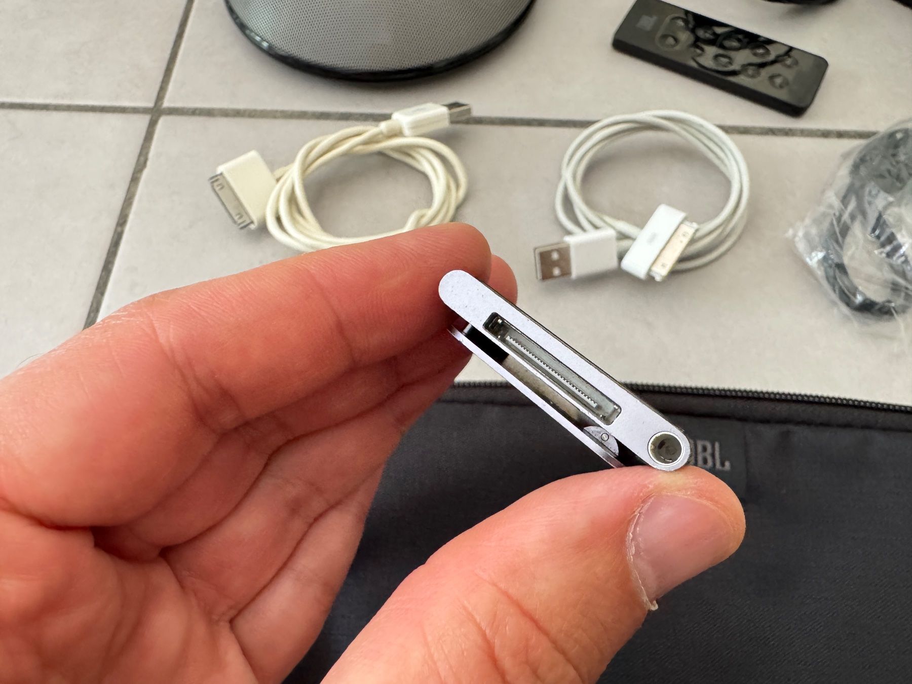 Apple Lettore multimediale portatile: Apple iPod nano (6e génération) + JBL On Stage Micro – Usato da Geneve venduto da iBest 6
