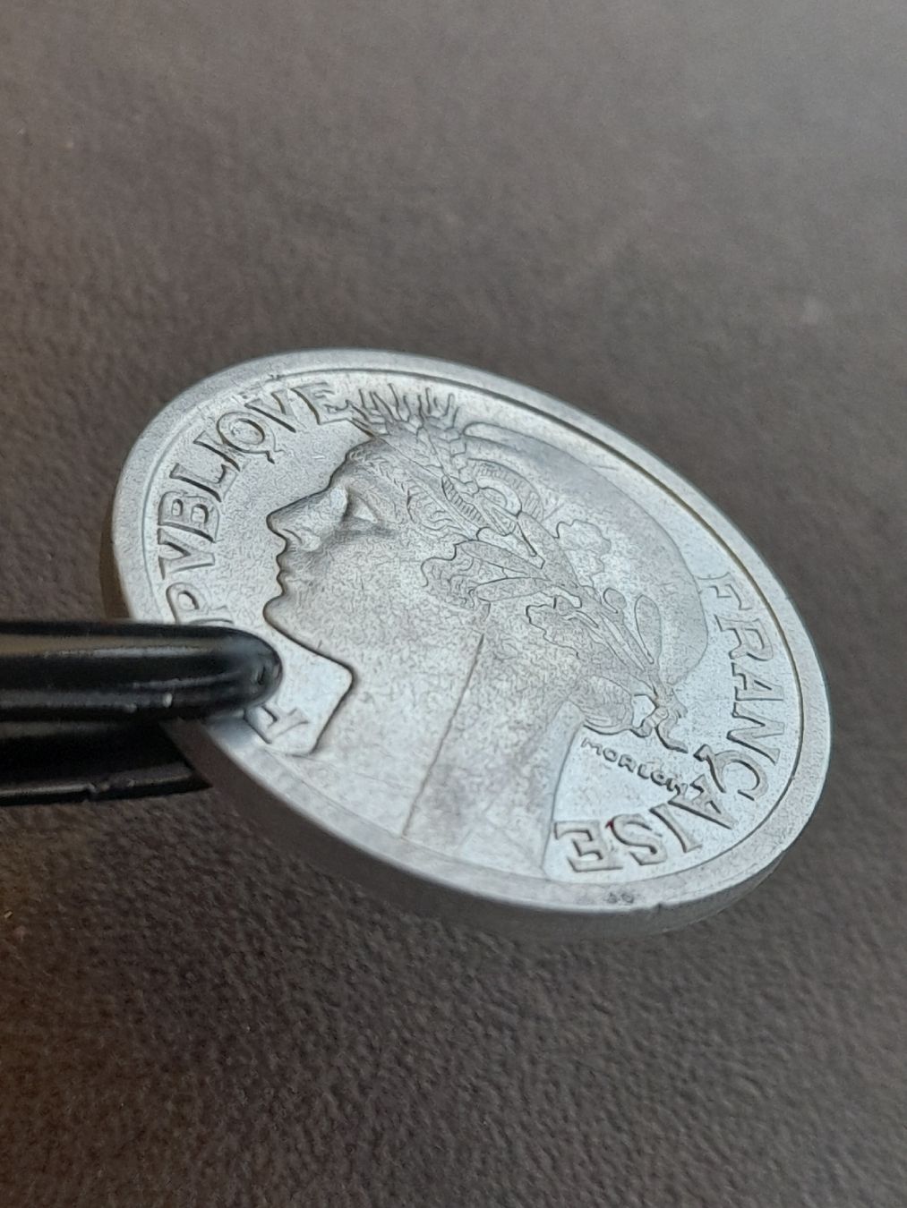 Alle Münzen: 2 Francs 1946 b Frankreich  – Gebraucht aus Basel von Basel_20 5