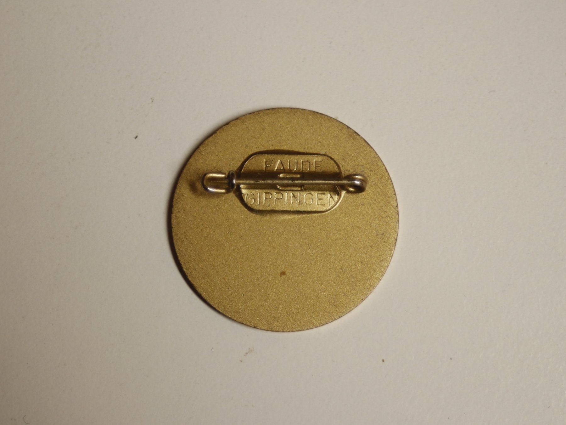 Placchette & Badge: Pin – Usato da Zofingen venduto da dodolino65 1