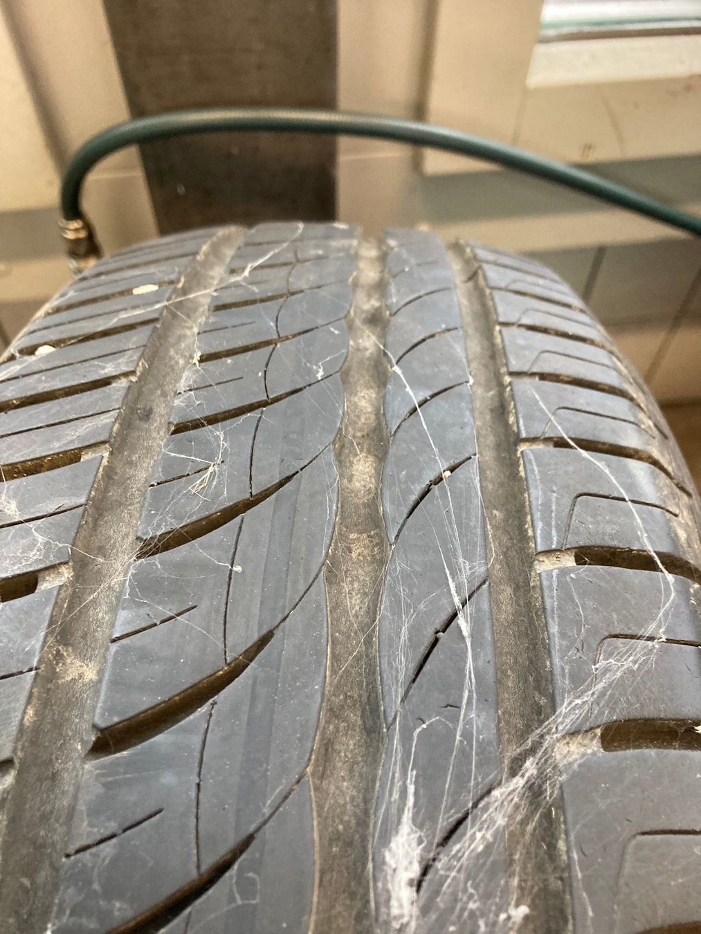 Pirelli Pneus & Roues: 185/65R15 Sommerpneu Pirelli – D'occasion à Cham par WB2223 5