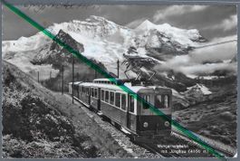 Wengernalpbahn. 4-Wagen Zug. Jungfrau.