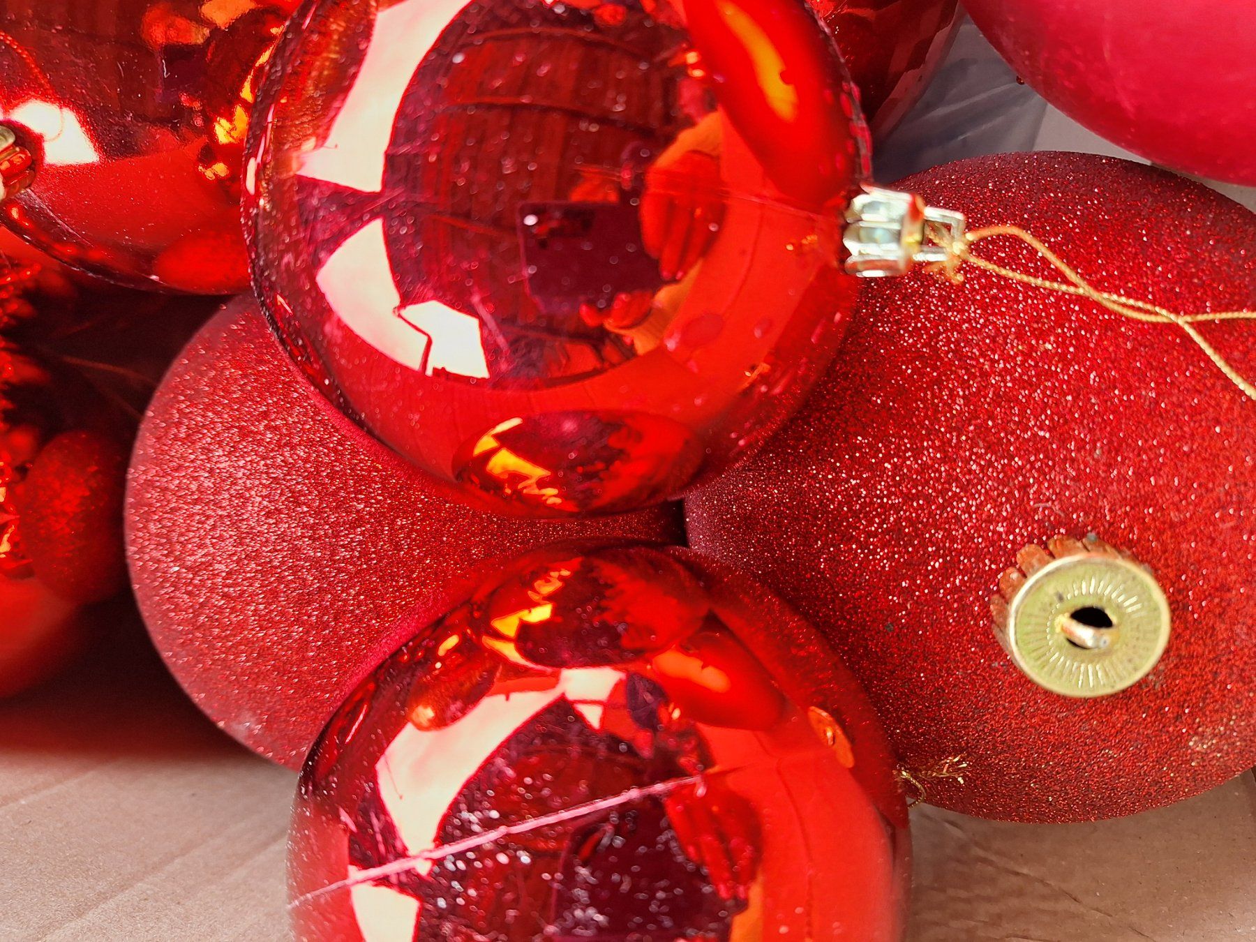 Alle Dekorationen: LOT GROSSE CHRISTBAUMKUGELN FÜR KIRCHE ODER SCHAUFENSTER – Gebraucht aus Huttwil von Kunterbuntli 4