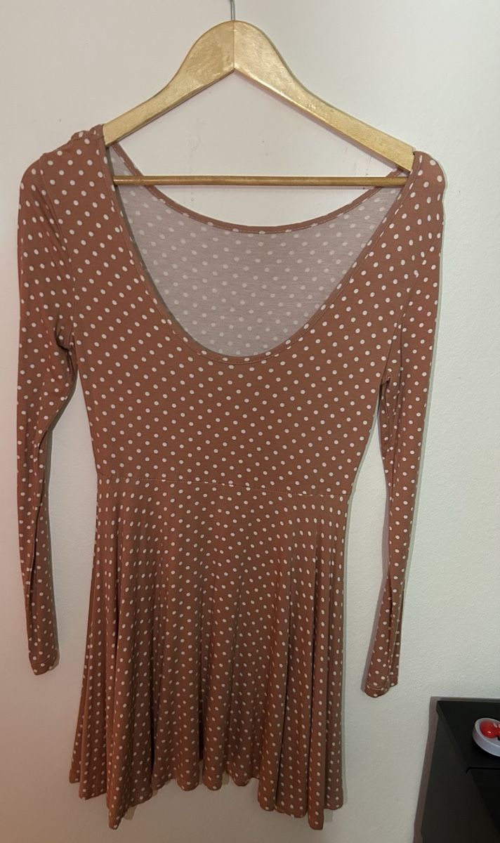 Vestiti: Gepunktetes langarmiges Kleid – Usato da Zürich venduto da mar_jxh9
