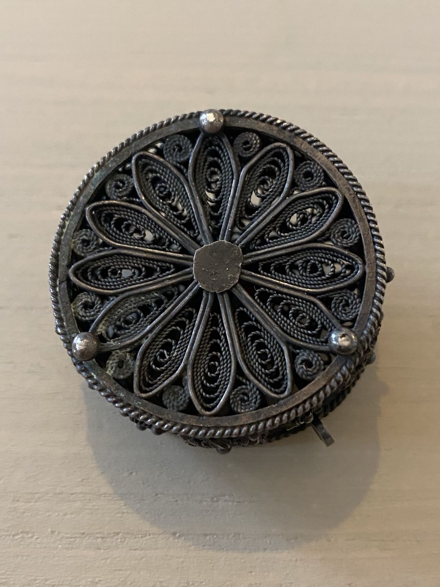 Tutte le decorazioni: Vintage filigranes Schmuckkästchen – Usato da Birr venduto da Vintage-Liebhaber 1