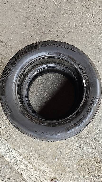 Pneumatici & Ruote complete: 235-60-18 Gomme Michelin Crossclimate Suv  – Usato da Taverne venduto da mar_v68c